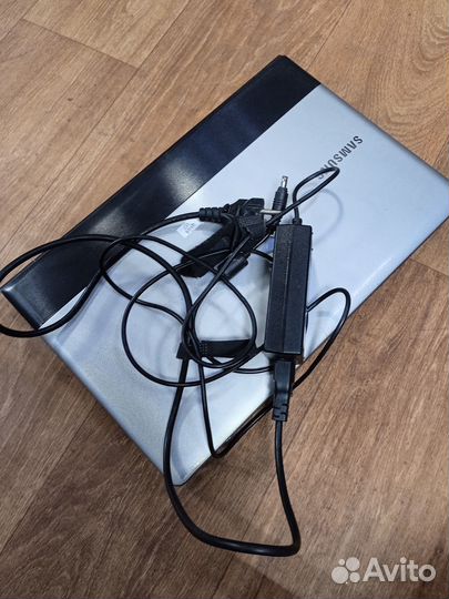 Ноутбук Samsyng