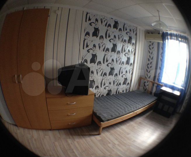 Комната 20 м² в > 9-к., 2/3 эт.