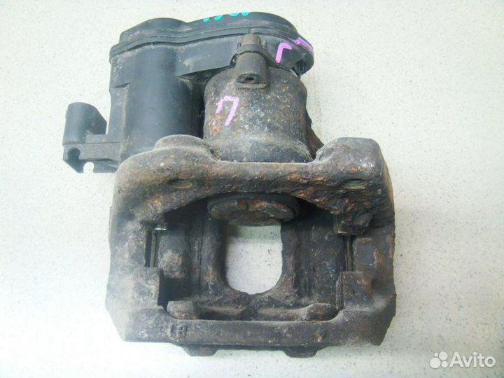 Суппорт тормозной задний правый Bmw 5 F10