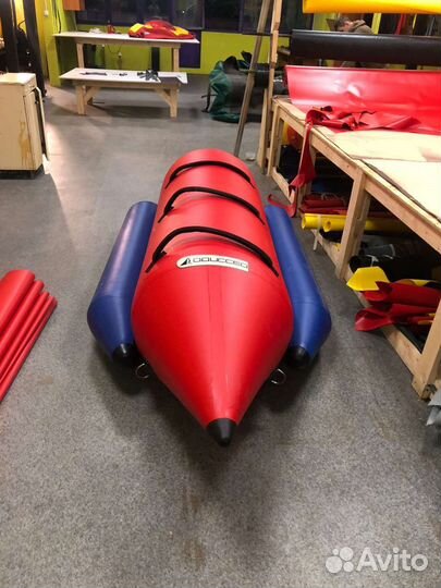 Надувной банан зимний летний. Атракционы.Тюбинги