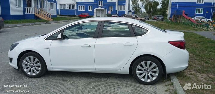 Opel Astra 1.6 МТ, 2014, 87 500 км