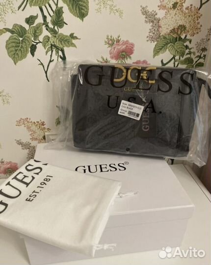 Сумка guess dagan