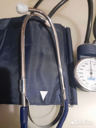 Тонометр (сфигмоманометр) механический AND