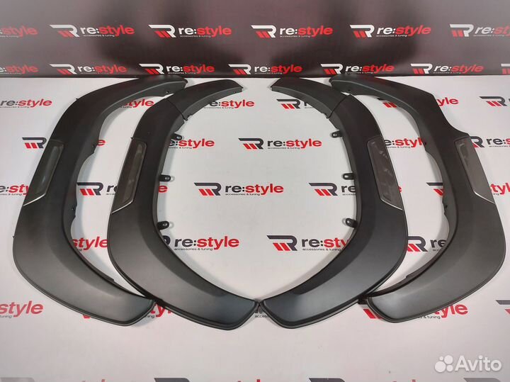 Фендера Toyota Hilux Pick Up с20г Тонкие