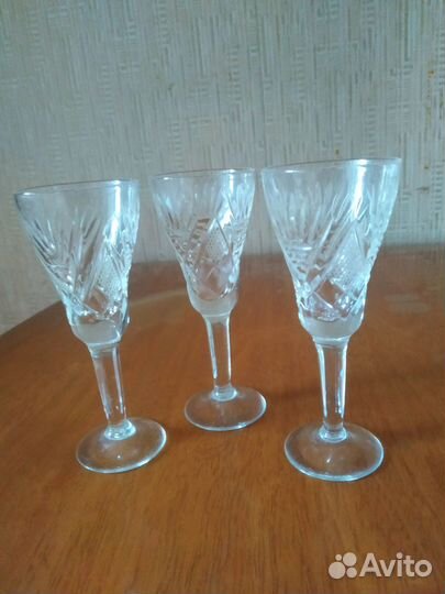 Рюмки,фужеры и вазы хрусталь,стекло
