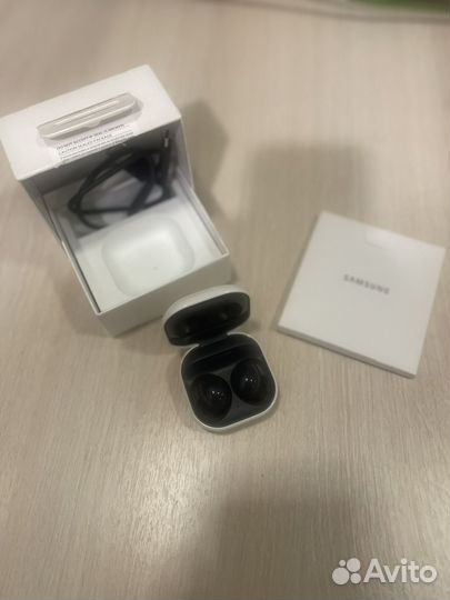 Samsung galaxy buds 2