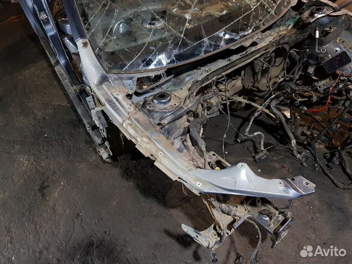 Четверть передняя правая Skoda Octavia 2013 1.8