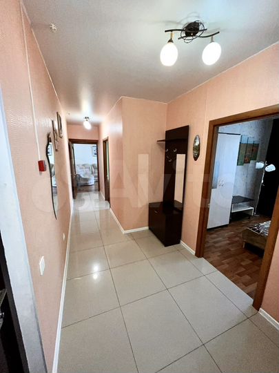 3-к. квартира, 91 м², 1/9 эт.