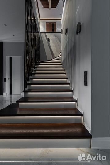 Лестница на второй этаж под ключ