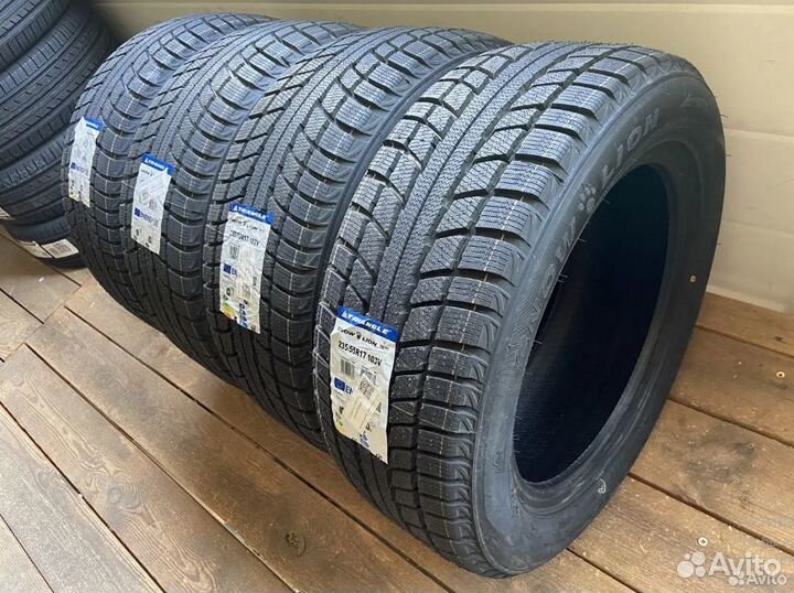 Triangle TR777 235/55 R17 103V