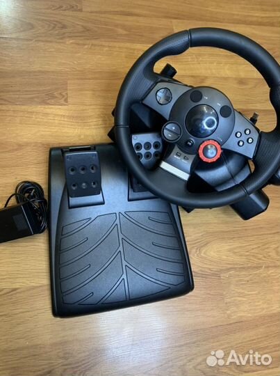 Игровой руль logitech driving force gt 900градусов