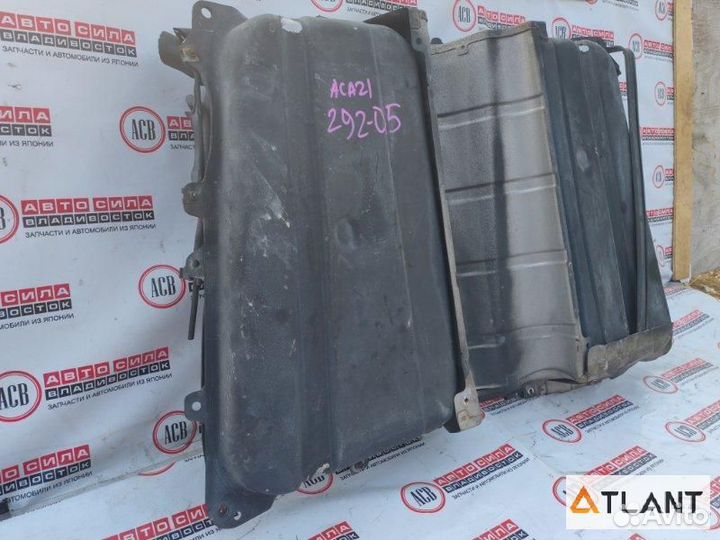 Бензобак toyota RAV4