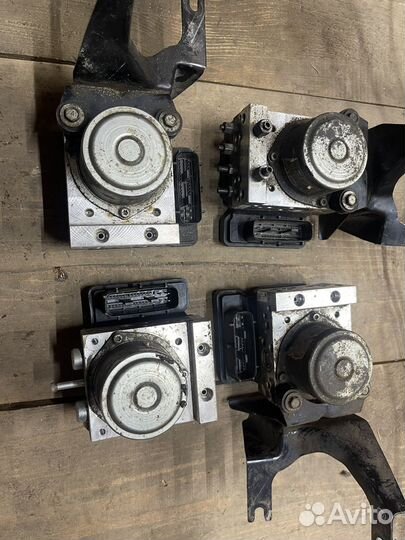 Блок ABS Nissan Juke