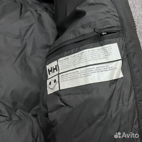 Пуховик Helly Hansen