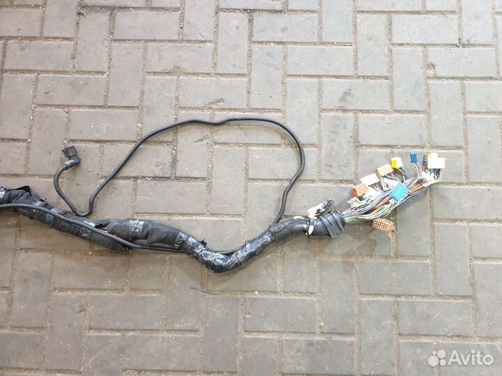 Проводка шасси основная правая Volvo FM