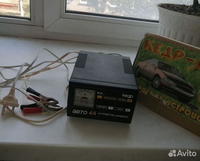 Зарядное устройство Кедр авто 4А