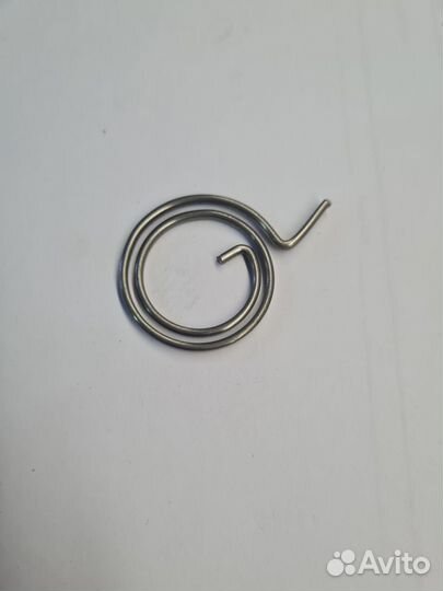 Пружина дверная