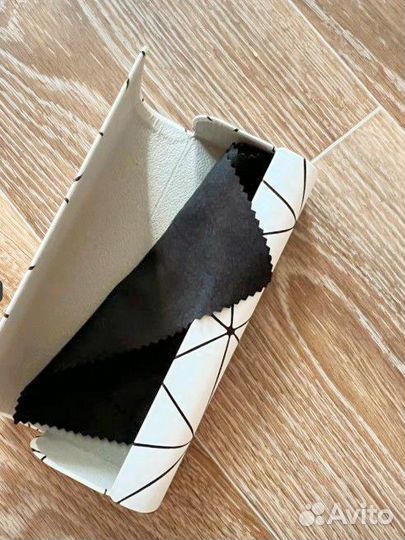 Футляр для очков ударостойкий