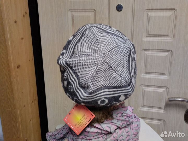Шапка женская вязанная