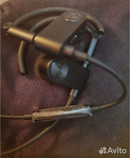 Беспроводные наушники Bang & Olufsen Earset