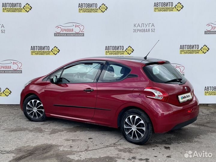 Peugeot 208 1.6 AT, 2013, 175 516 км