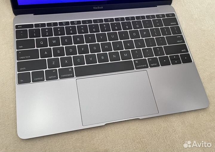 Macbook