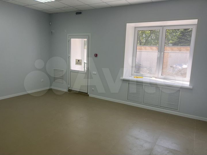 Свободного назначения, 100 м²