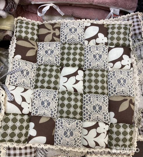 Подушки текстильные с завязками на стулья