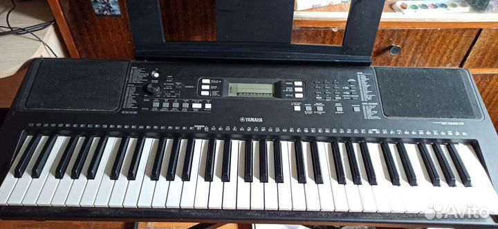 Синтезатор yamaha psr e363+ стойка Hercules