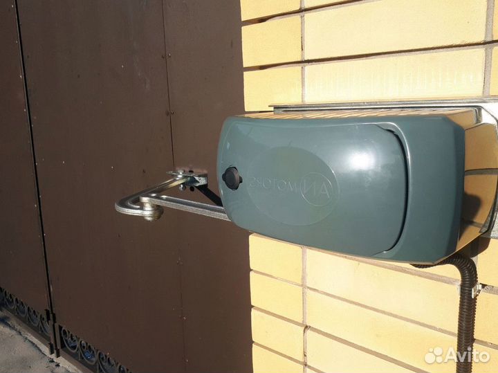 Автоматика для распашных ворот под ключ