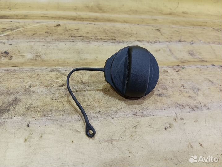 Крышка топливного бака Audi A4 B9 2015