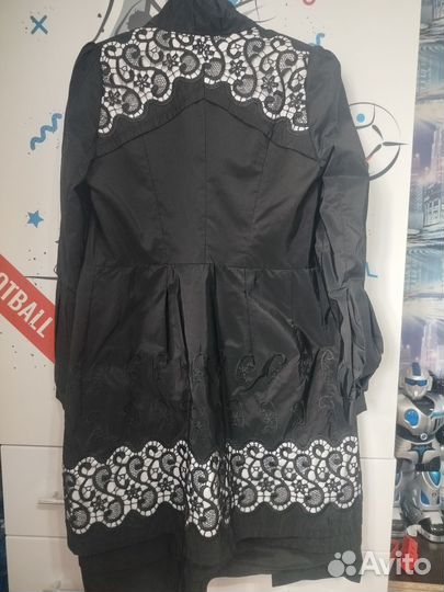 Плащ женский