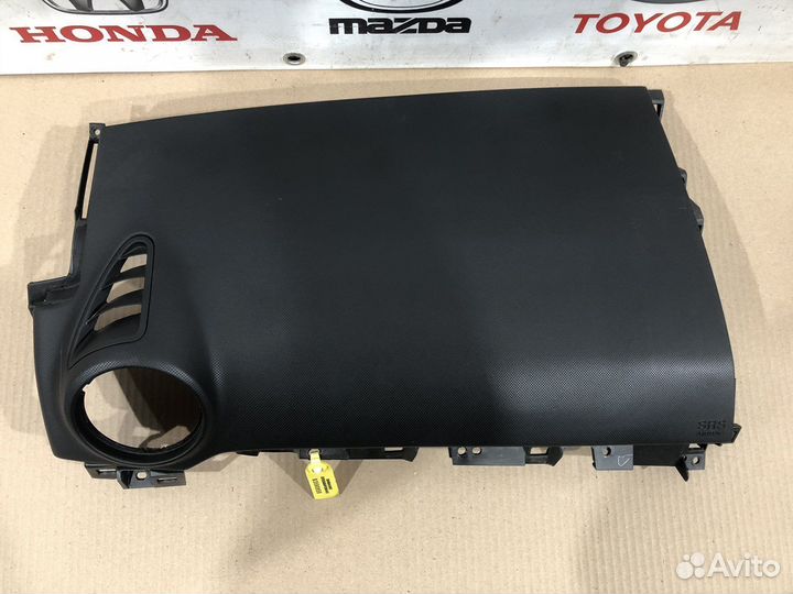 Накладка подушки безопасности Mazda Axela BK 02-08
