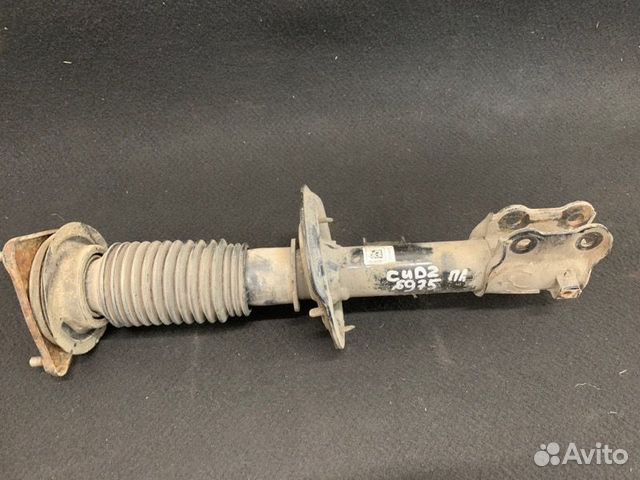 Амортизатор передний левый Kia Ceed 2 G4FG 2017