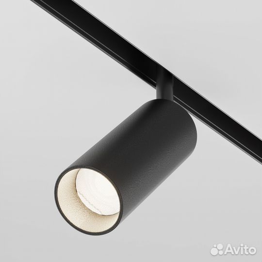 Трековый светильник Maytoni TR032-2-12W4K-S-B Focu