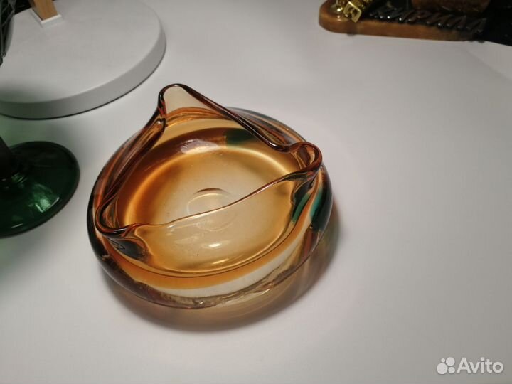 Пепельница цветное стекло СССР