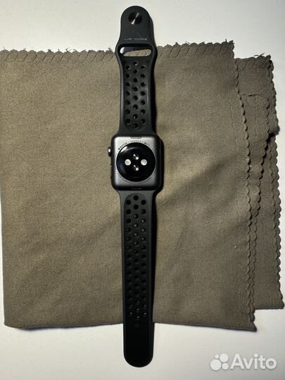 Часы apple watch 3 42mm nike