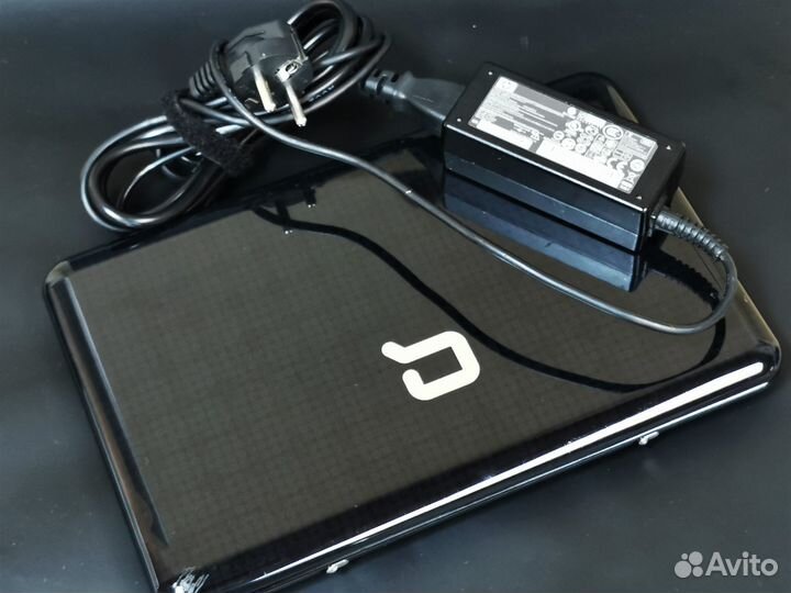 Нетбук HP Compaq Mini 700 (на З/Ч)