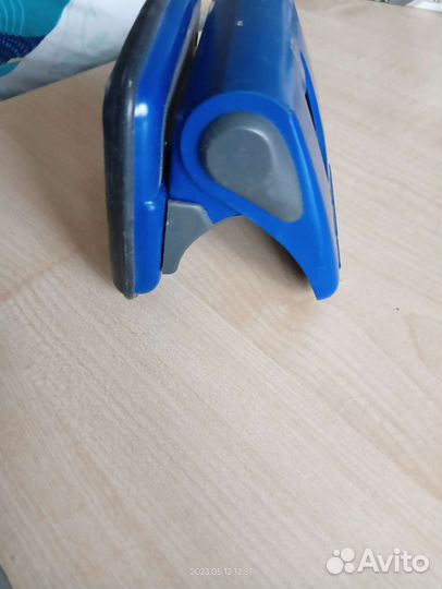 Дырокол на 50листов