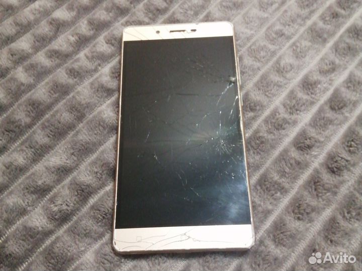 DIGMA Vox S502F 3G, 8 ГБ