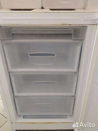 Холодильник Indesit 1.95м