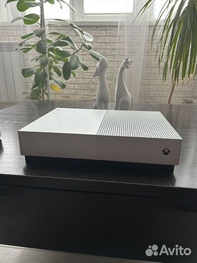 Xbox One s