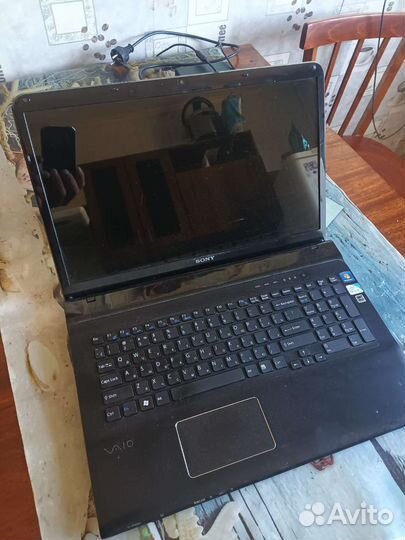 Ноутбук sony vaio sve171b11v диагональю 17,3