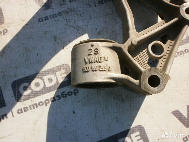 Кронштейн переднего левого рычага Шкода Фабия 1