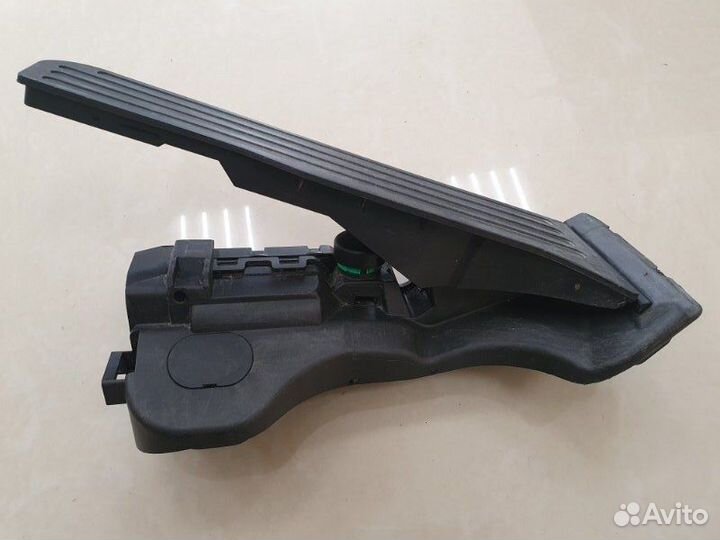 Педаль акселератора Volkswagen Passat B6 cbab 2008