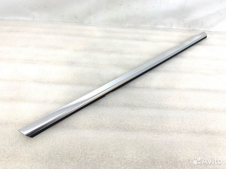 Молдинг стекла задний левый Mercedes-Benz Cla 250