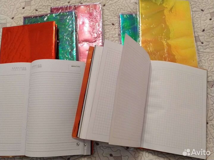 Блокноты, ежедневники, тетради