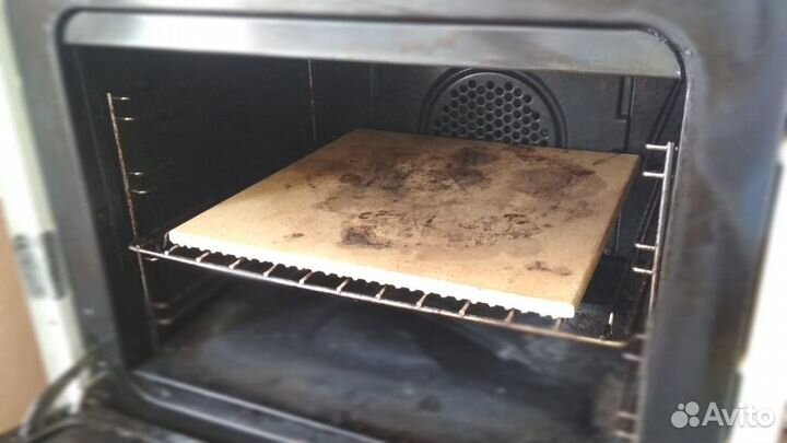 Камень для выпечки пиццы и хлеба Rommelsbacher PRO