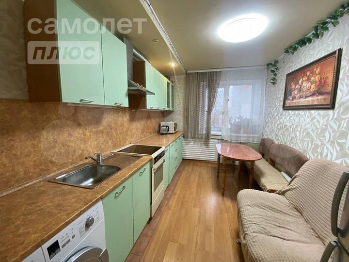 2-к. квартира, 47 м², 9/9 эт.