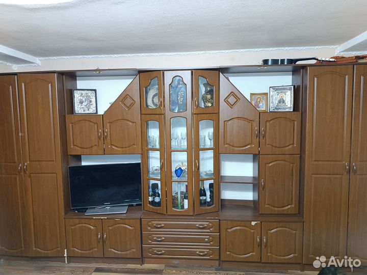 Мебель в зал стенка бу